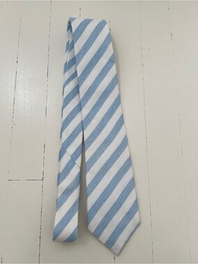 Suitsupply Light Blue and White Diagonal Stripe Tie